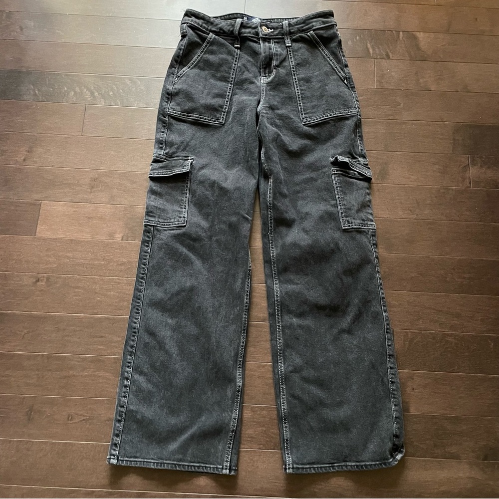 Hollister Women’s High Rise Vintage Bagy Black Cargo Jeans 5R 27 x 31